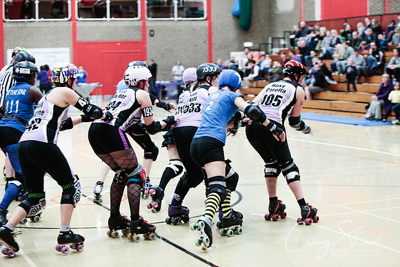 882_BruisingBanditasVsWakeyOct2013_bluplanetphoto