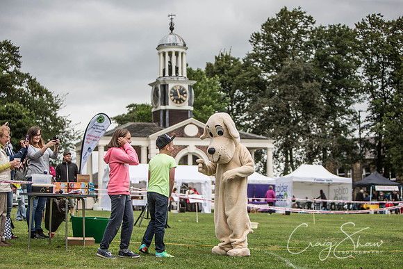 2078_BarkintheParkHuddersfield_2014_bluplanetphoto