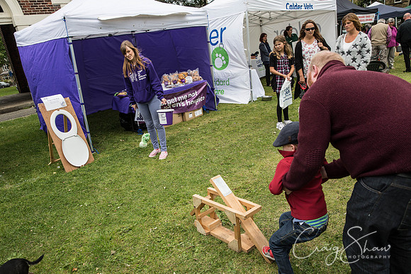 365_BarkintheParkHuddersfield_2014_bluplanetphoto