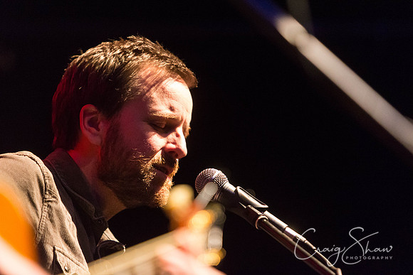 382_PaperAeroplanes_JoeTilston_tradesNov13_bluplanetphoto
