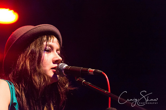 66_LucyWard+support_tradesclub_Dec2013_bluplanetphoto