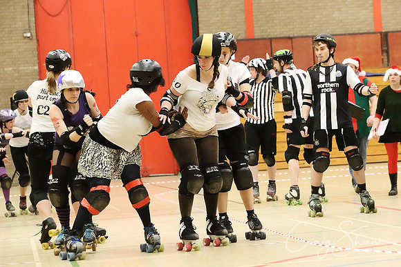 bruisingbanditasdec2012_1059_bluplanetphoto