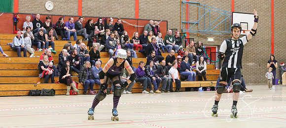 bruisingbanditasdec2012_1543_bluplanetphoto