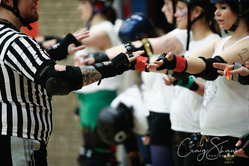 bruising banditas vs whippin hinnies