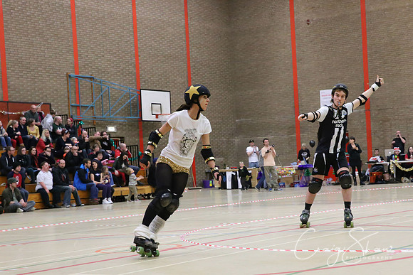 bruisingbanditasdec2012_2588_bluplanetphoto