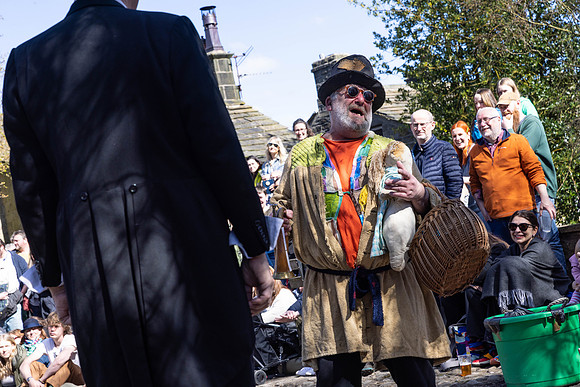 1580_HepPaceEggFriday2023_cshaw