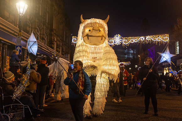 2534_StarlightParadeHx_2024_Cshaw-