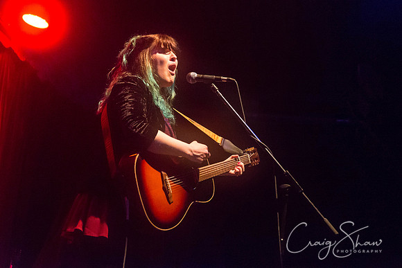 293_LucyWard+support_tradesclub_Dec2013_bluplanetphoto