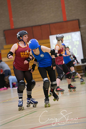 RollerDerby_Halifax_6thApril2013-821_bluplanetphoto