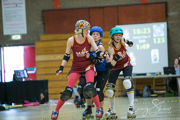 RollerDerby_Halifax_6thApril2013-1020_bluplanetphoto