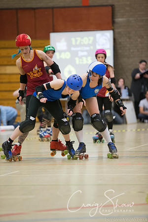 RollerDerby_Halifax_6thApril2013-1061_bluplanetphoto