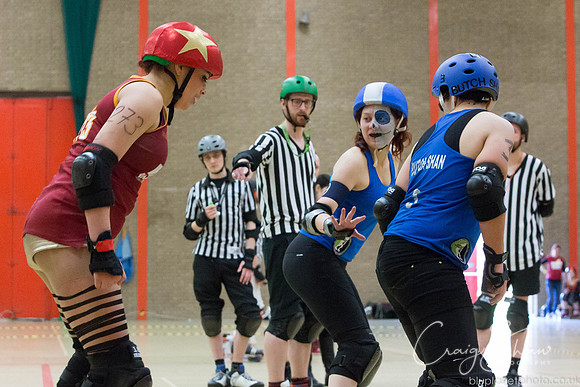 RollerDerby_Halifax_6thApril2013-1286_bluplanetphoto