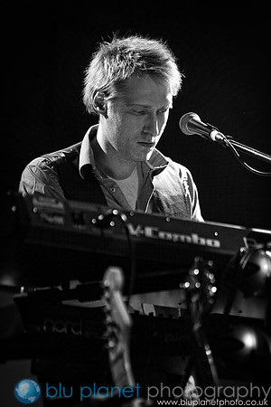 1147-HebdenBlues2013_Friday_bluplanetphoto-Edit