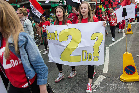 1367ManchesterDayParade2013_bluplanetphoto