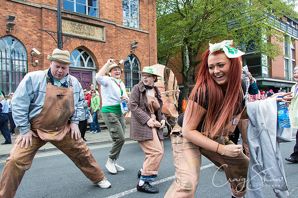 637ManchesterDayParade2013_bluplanetphoto