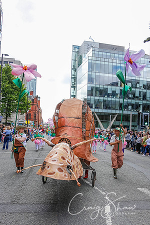 2507ManchesterDayParade2013_bluplanetphoto