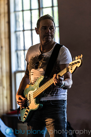 142-HebdenBlues2013Saturday_bluplanetphoto