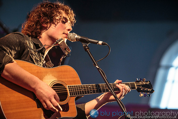 273-HebdenBlues2013_Friday_bluplanetphoto