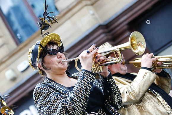 2346ManchesterDayParade2013_bluplanetphoto