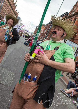 2053ManchesterDayParade2013_bluplanetphoto