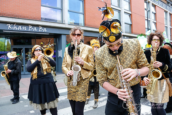 1522ManchesterDayParade2013_bluplanetphoto
