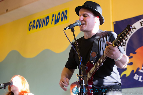 1329-HebdenBlues2013Saturday_bluplanetphoto-Edit