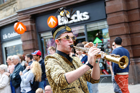 2361ManchesterDayParade2013_bluplanetphoto
