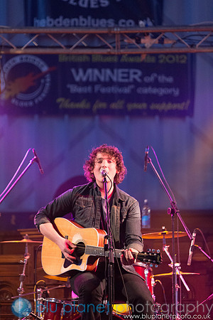 016-HebdenBlues2013_Friday_bluplanetphoto