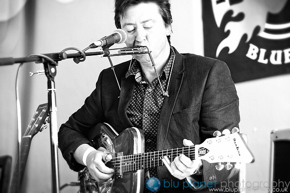 1031-HebdenBlues2013Saturday_bluplanetphoto-2-Edit