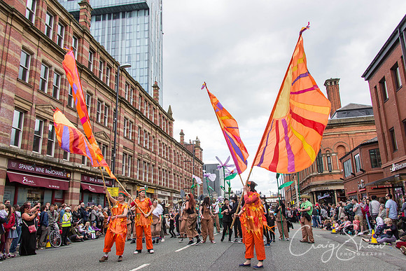 2007ManchesterDayParade2013_bluplanetphoto