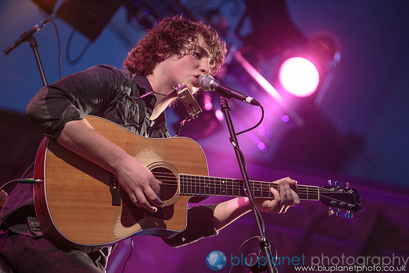 278-HebdenBlues2013_Friday_bluplanetphoto