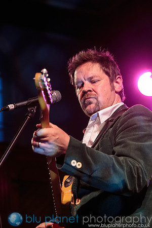 1019-HebdenBlues2013_Friday_bluplanetphoto