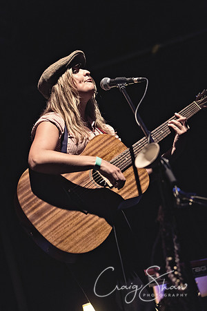 120_KirstyAlmeida+support_TradesClubJan2014_bluplanetphoto