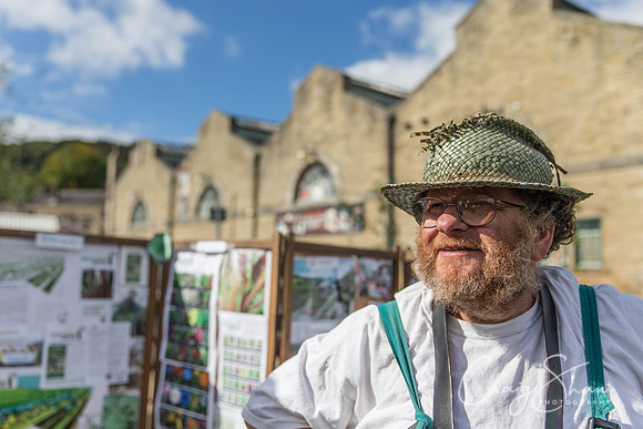 412_TodmordenHarvestFest2013_bluplanetphoto