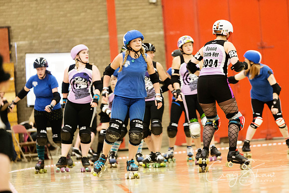 1017_BruisingBanditasVsWakeyOct2013_bluplanetphoto