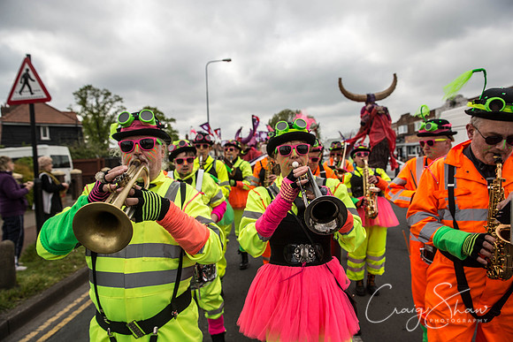 The Extraordinary Orchard Park Parade, Hull