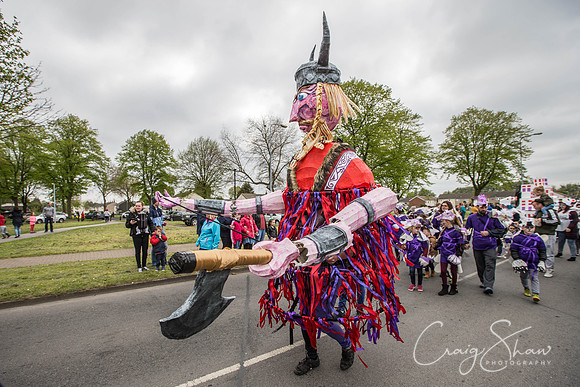 The Extraordinary Orchard Park Parade, Hull