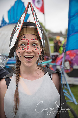 The Extraordinary Orchard Park Parade, Hull
