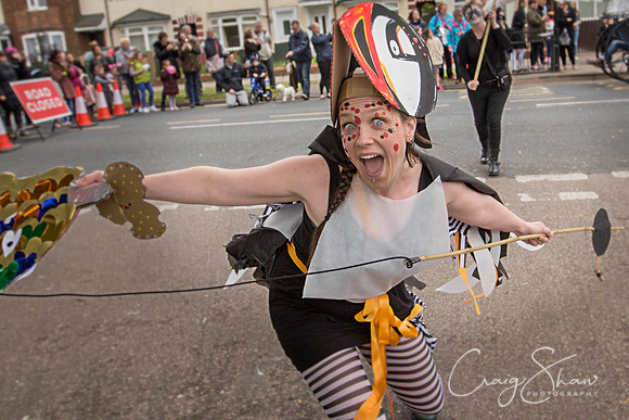 The Extraordinary Orchard Park Parade, Hull