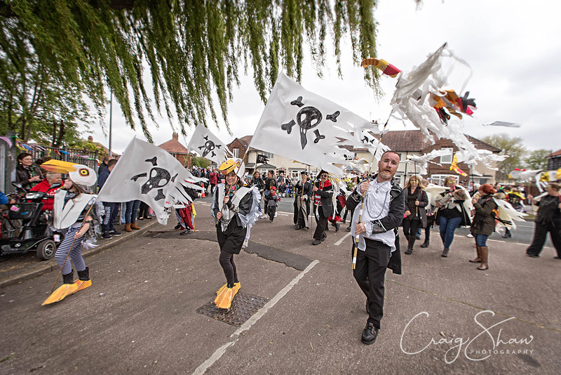 The Extraordinary Orchard Park Parade, Hull