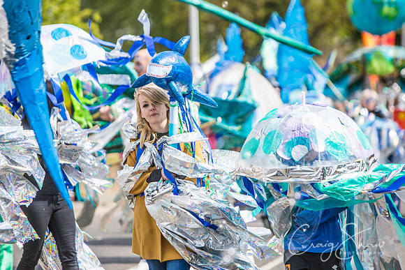 The Extraordinary Orchard Park Parade, Hull
