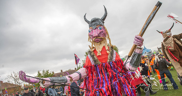 The Extraordinary Orchard Park Parade, Hull