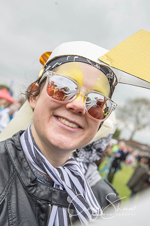 The Extraordinary Orchard Park Parade, Hull