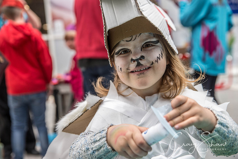1263__StStephensParade_Handmadeparade_craigshaw