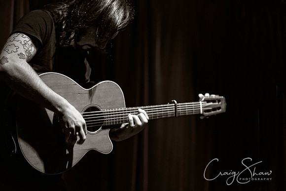 23_PaperAeroplanes_JoeTilston_tradesNov13_bluplanetphoto-Edit