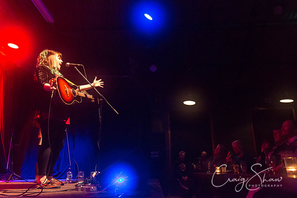 269_LucyWard+support_tradesclub_Dec2013_bluplanetphoto