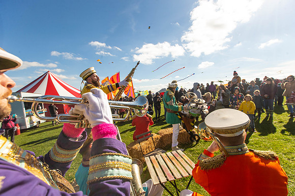 1507_FlyKiteFestival2018_handmadeparade_craigshaw