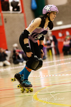 301_BruisingBanditasVsWakeyOct2013_bluplanetphoto