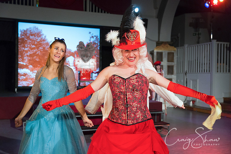 2054_AliceinWonderland_SunDec22_2013_bluplanetphoto