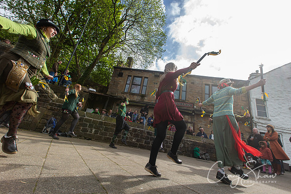 1957_TodFolkFest2019_craigshawphoto